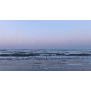 水平线的夕阳海边