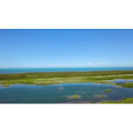 蓝色的湖面