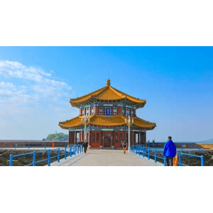 高清延时青岛标志景点栈桥回澜阁