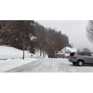 瑞士自驾 - 雪景山路_超清 4K