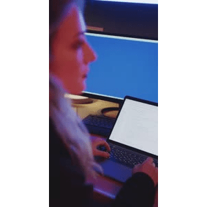 人物36