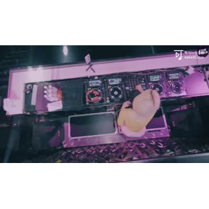 酒吧蹦迪413