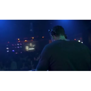 酒吧蹦迪435